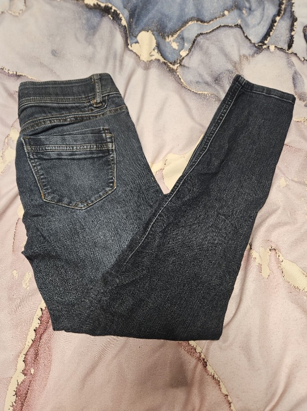 Dark Blue Women's Slim Jeans - Classic Denim